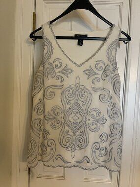 White House Black Market Embroidered Sleeveless Blouse – Ivory/Gray – Size M